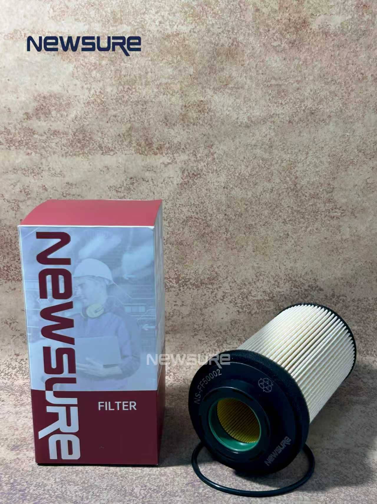 Diagram showing how a fuel filter works